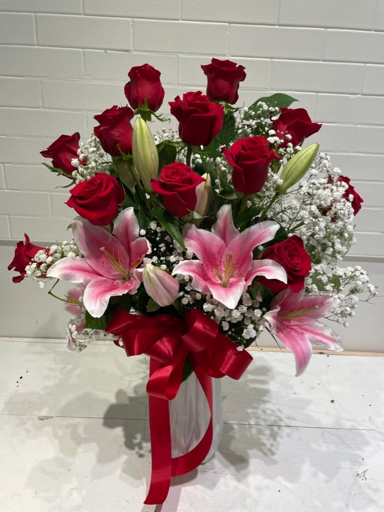 Lily and rose | Rose Depot flowers